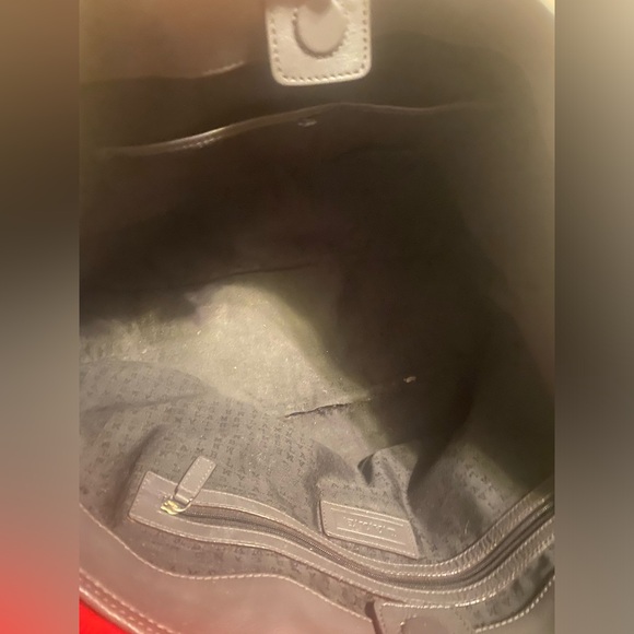 Roomy gently loved L.A.M.B. Bag, has 2 inside lining tears-see pix - Picture 2 of 10